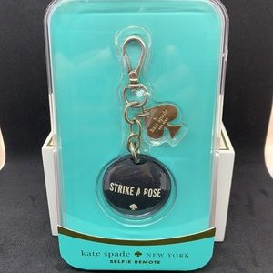 kate spade Strike a Pose Selfie Remote Keychain KeyFob